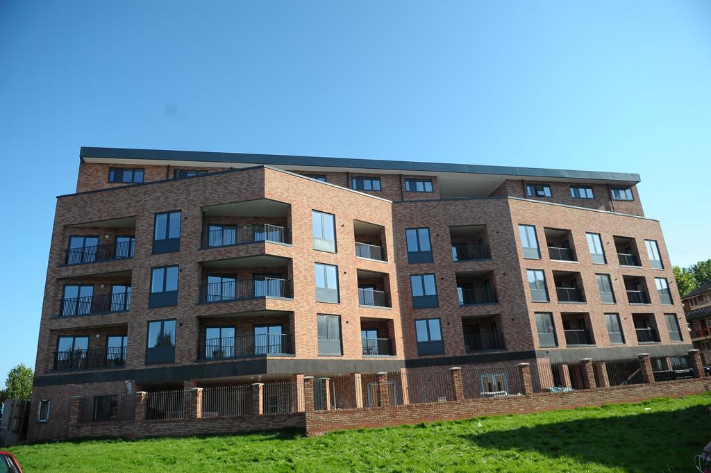 Canary Heights London Exteriör bild